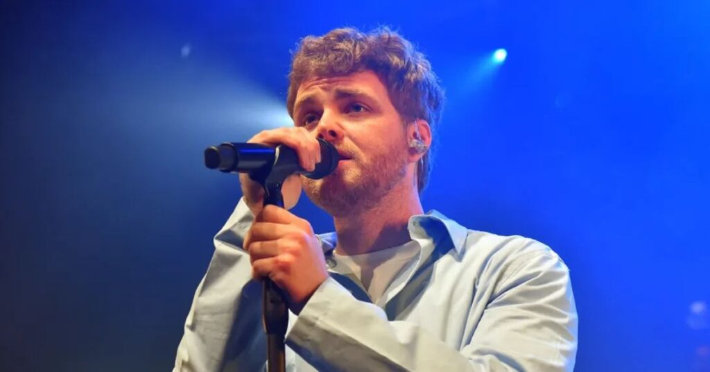 Alex Warren Singer Wiki _ Bio